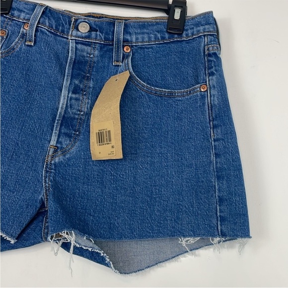 Levi's Women's 501 High Rise Buttonfly Cut Off Jean Shorts. Size 31. NWT - Picture 7 of 14